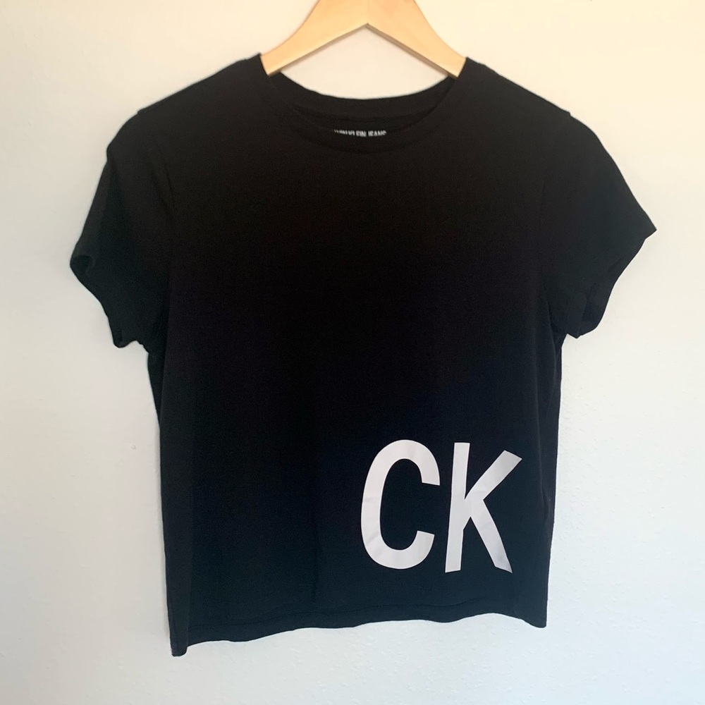 Calvin Klein Crop Top